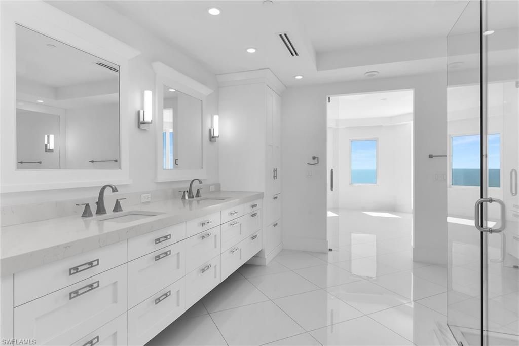 8231 Bay Colony Dr, Unit 2004, Naples, FL 34108 Photo