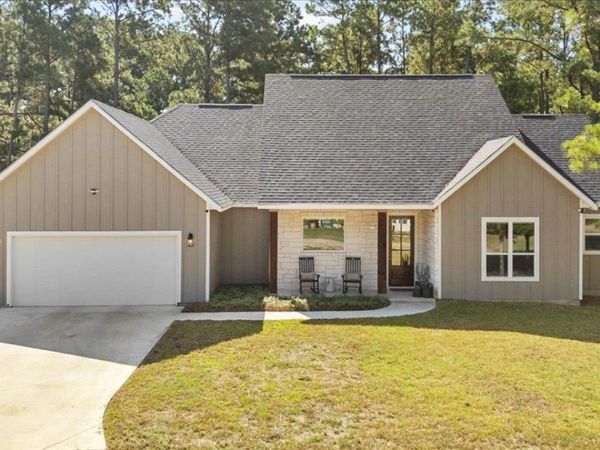 133 Lake Point WAY , Bastrop, TX 78602