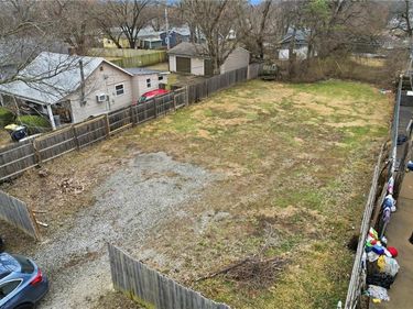 311 W 81st Street, Kansas City, MO 64114