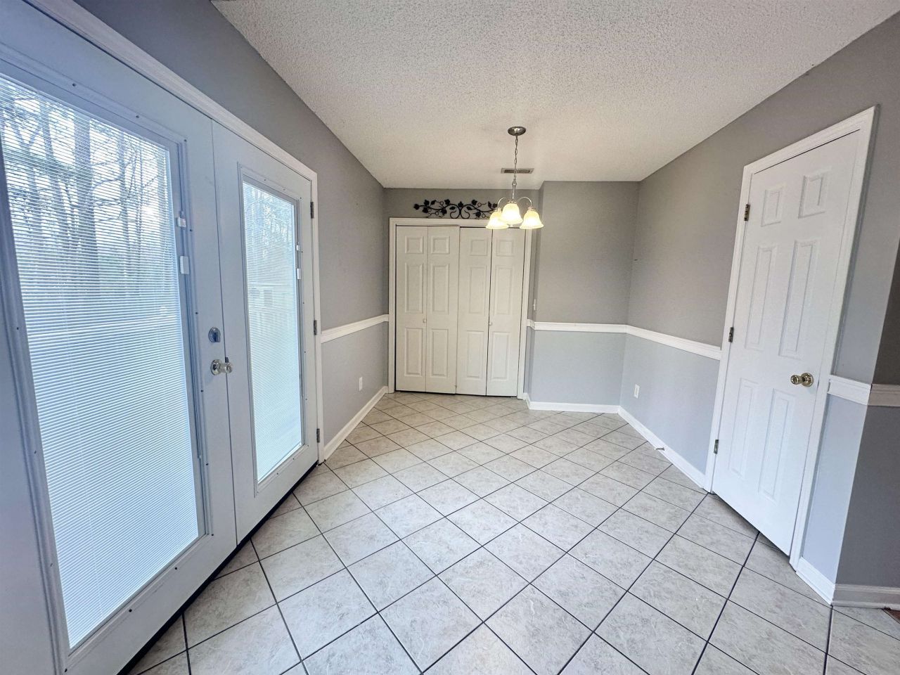 1336 Eagle Terrace Ct. Photo 6