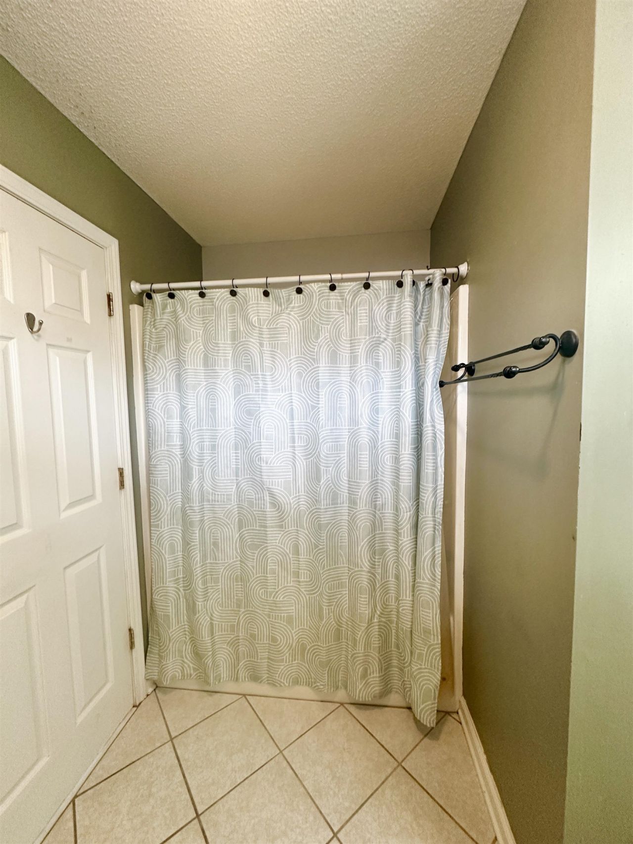 1336 Eagle Terrace Ct. Photo 9