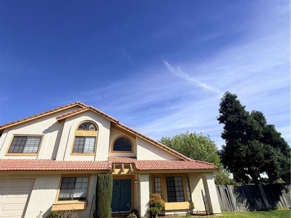 993 S Date Avenue, Rialto, CA 92376