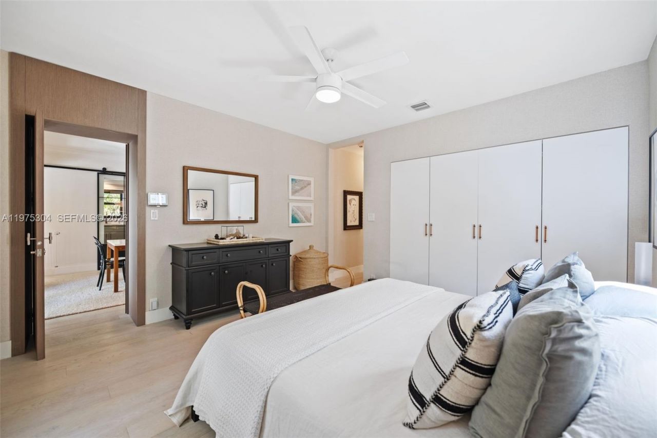 740 NE 76th St, Miami, FL 33138 Photo