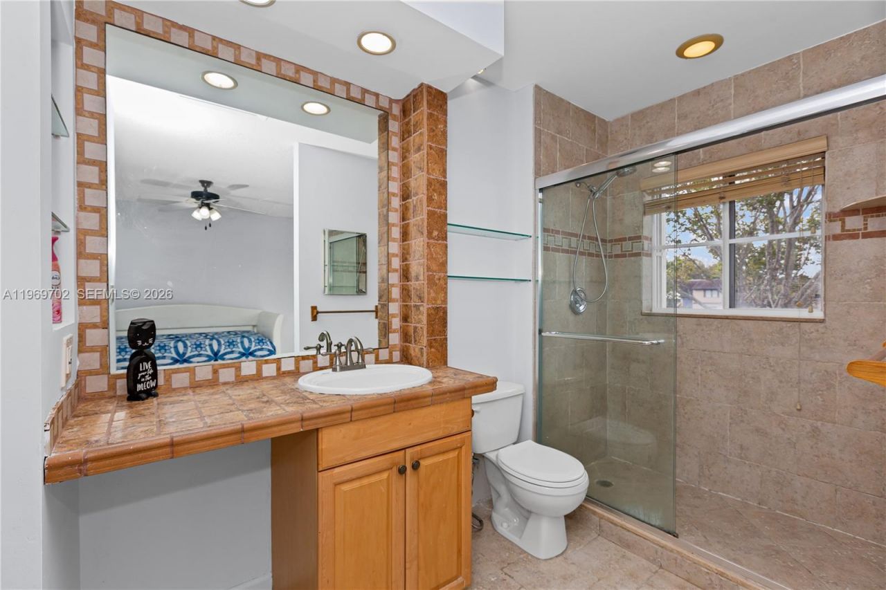 9722 NW 23rd Ct , Pembroke Pines, FL 33024 Photo