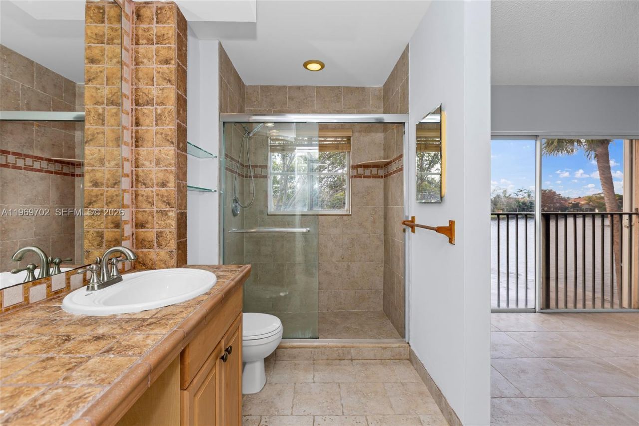 9722 NW 23rd Ct , Pembroke Pines, FL 33024 Photo