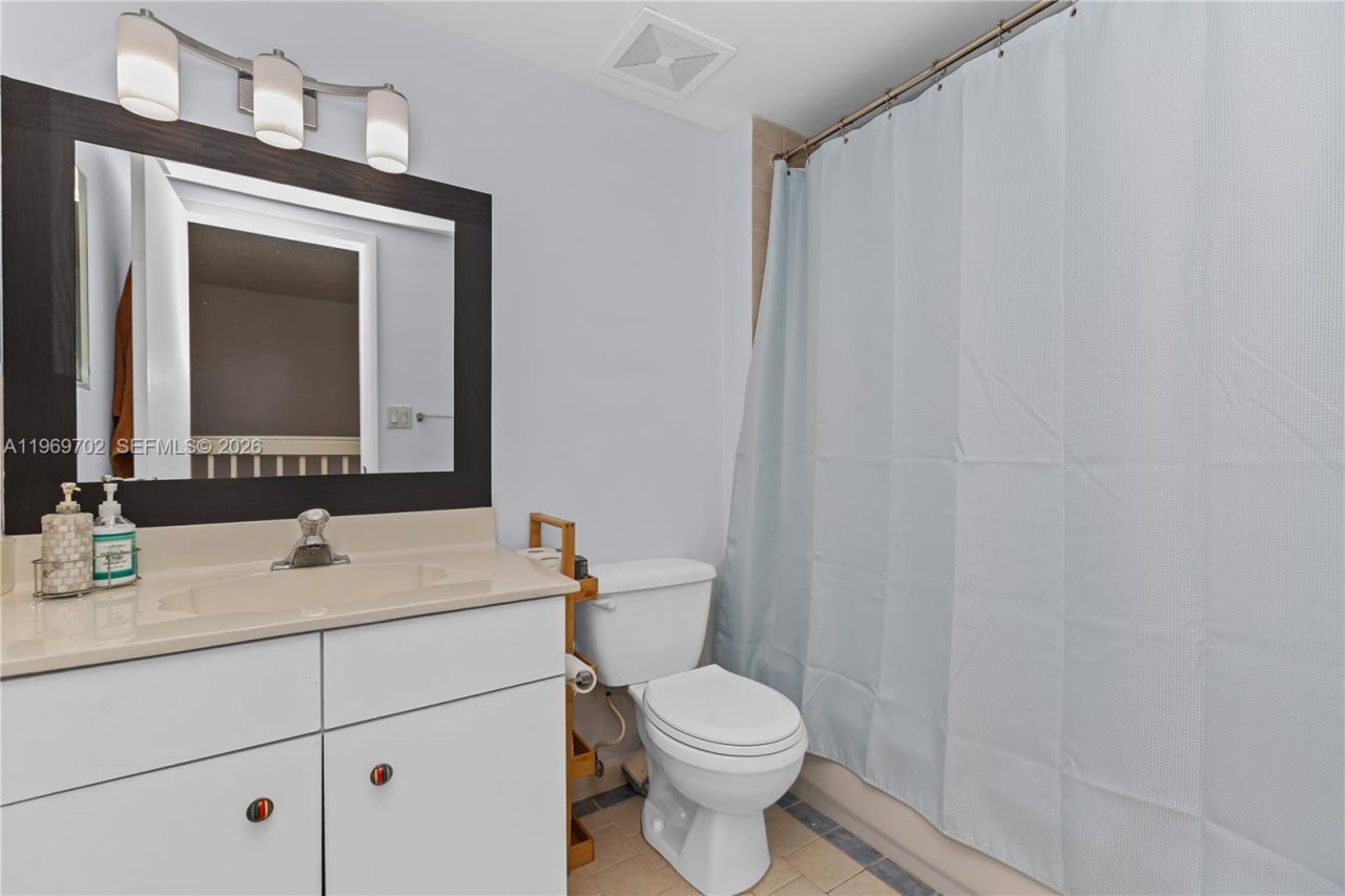 9722 NW 23rd Ct , Pembroke Pines, FL 33024 Photo