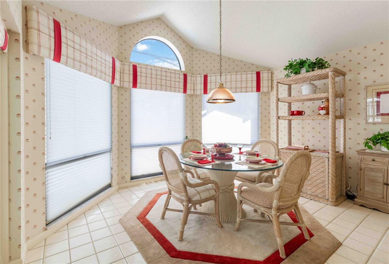 4364 Presidential Avenue Circle E, Bradenton, FL 34203 Photo