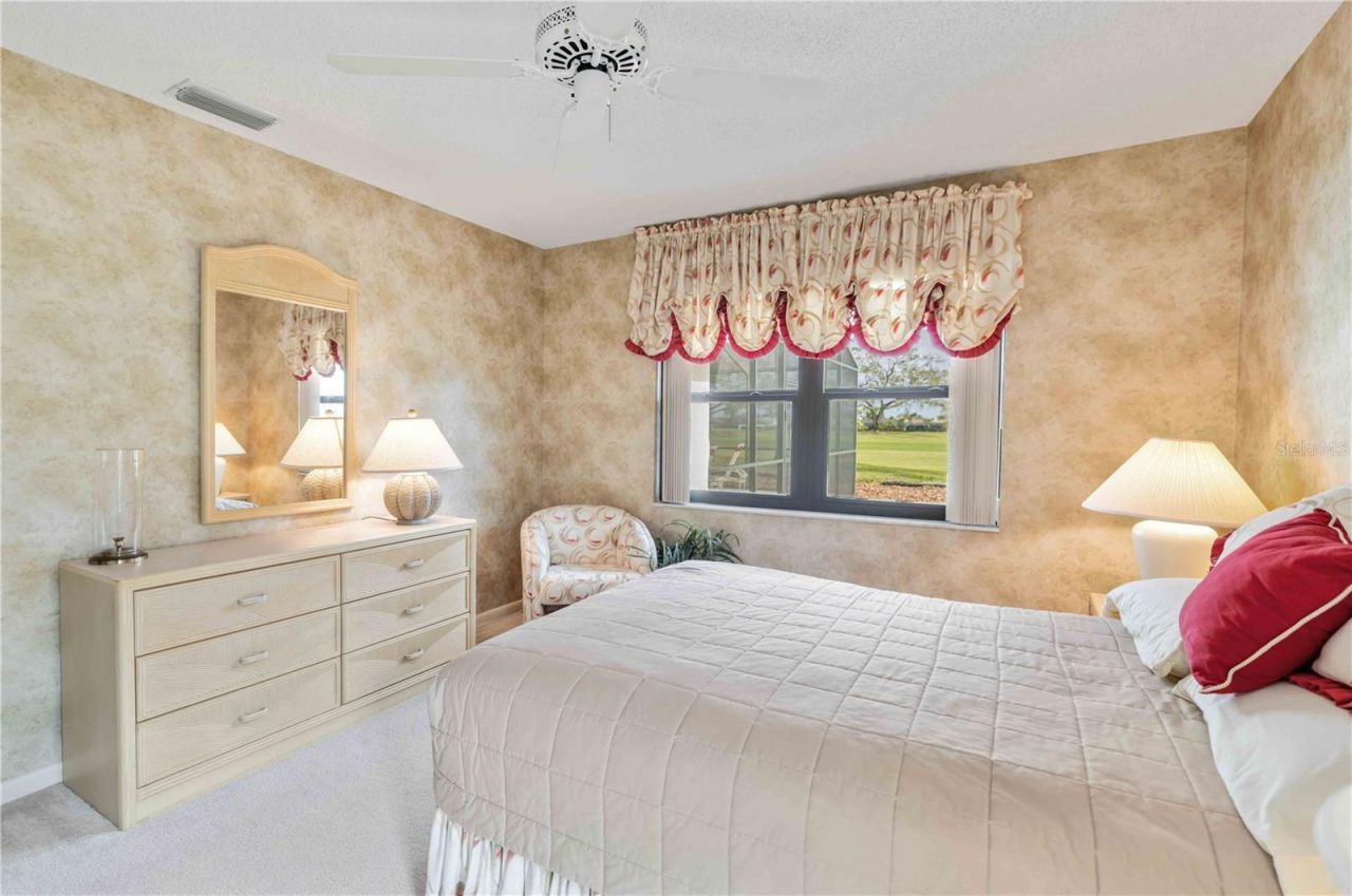 4364 Presidential Avenue Circle E, Bradenton, FL 34203 Photo