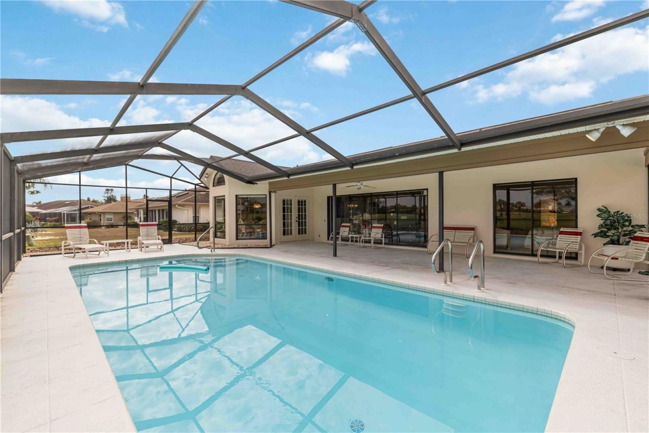 4364 Presidential Avenue Circle E, Bradenton, FL 34203 Photo