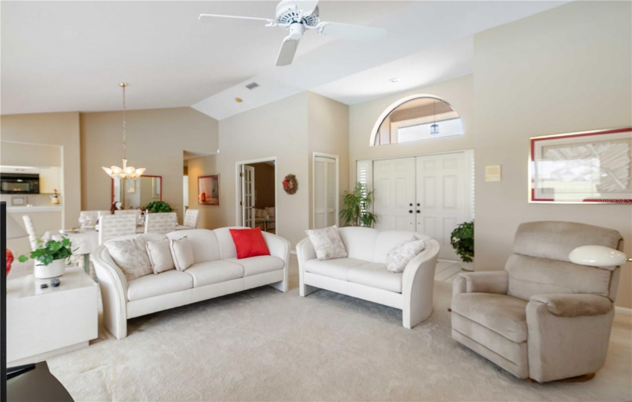 4364 Presidential Avenue Circle E, Bradenton, FL 34203 Photo