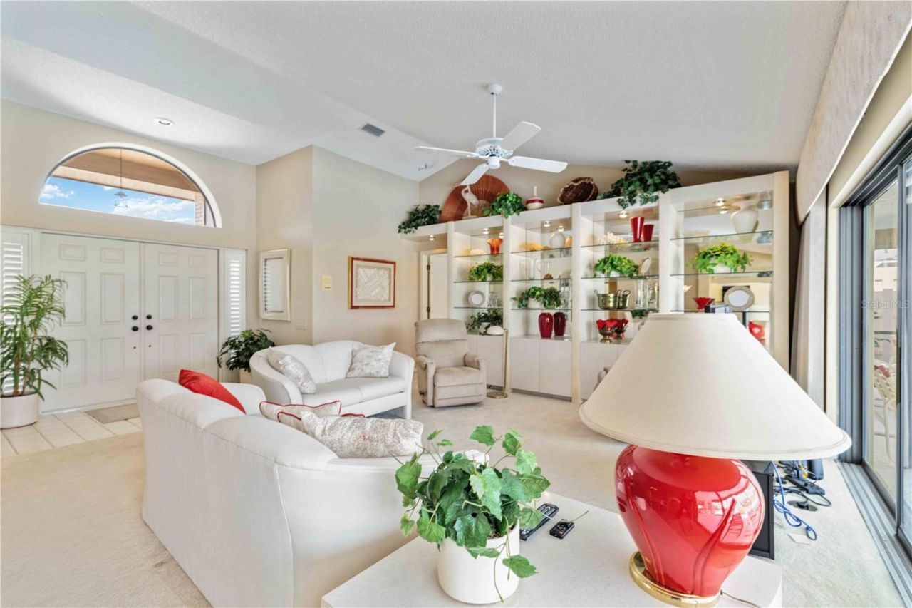 4364 Presidential Avenue Circle E, Bradenton, FL 34203 Photo