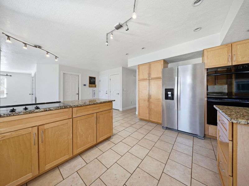 3441 River Place Drive, Columbus, OH 43221 Photo 11