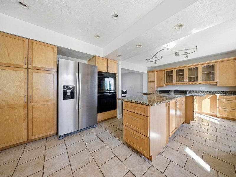 3441 River Place Drive, Columbus, OH 43221 Photo 8