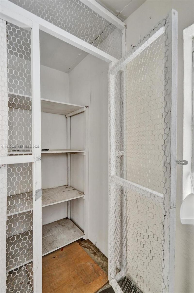 450 Paradise Isle Blvd , Unit 204, Hallandale Beach, FL 33009 Photo