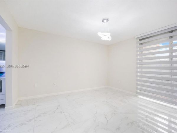 10000 NW 80th Ct, Unit 2102-1, Hialeah Gardens, FL 33016