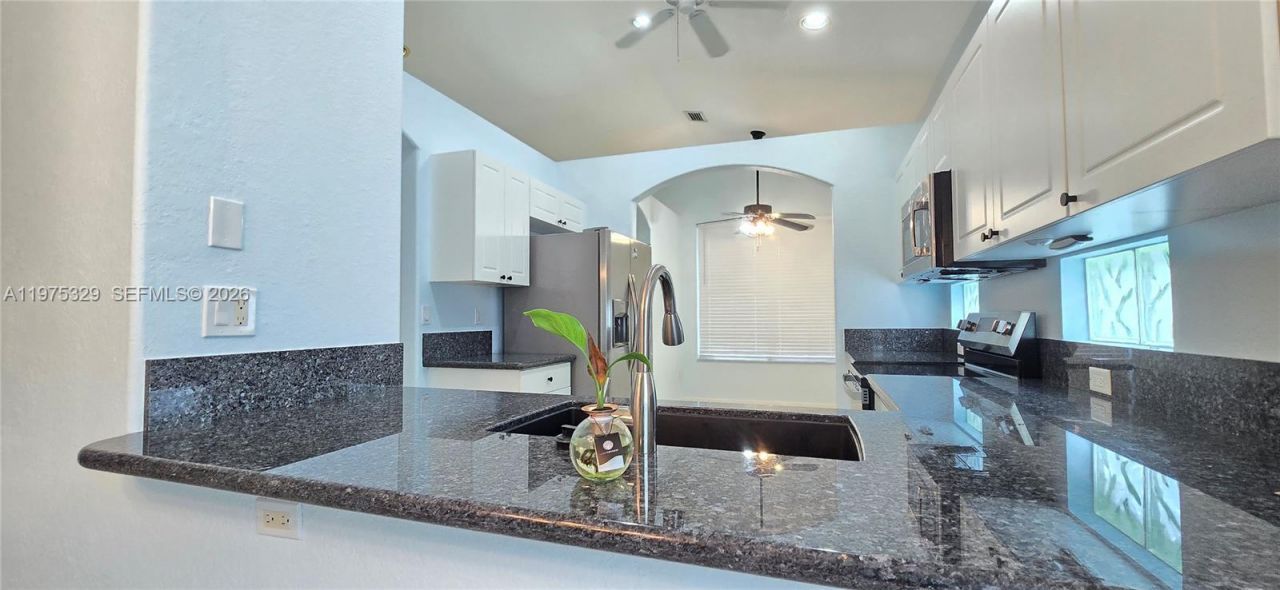 8214 Bellafiore Way, Boynton Beach, FL 33472 Photo