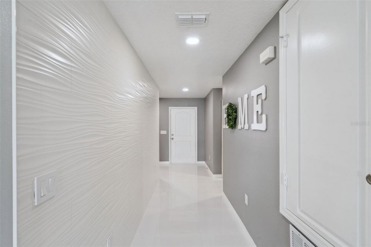 3233 Eagle Hammock Circle , Kissimmee, FL 34743 Photo