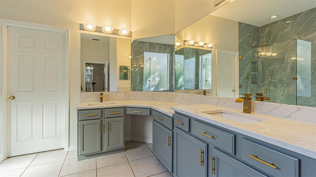 4106 Imperial Eagle Drive , Valrico, FL 33594 Photo