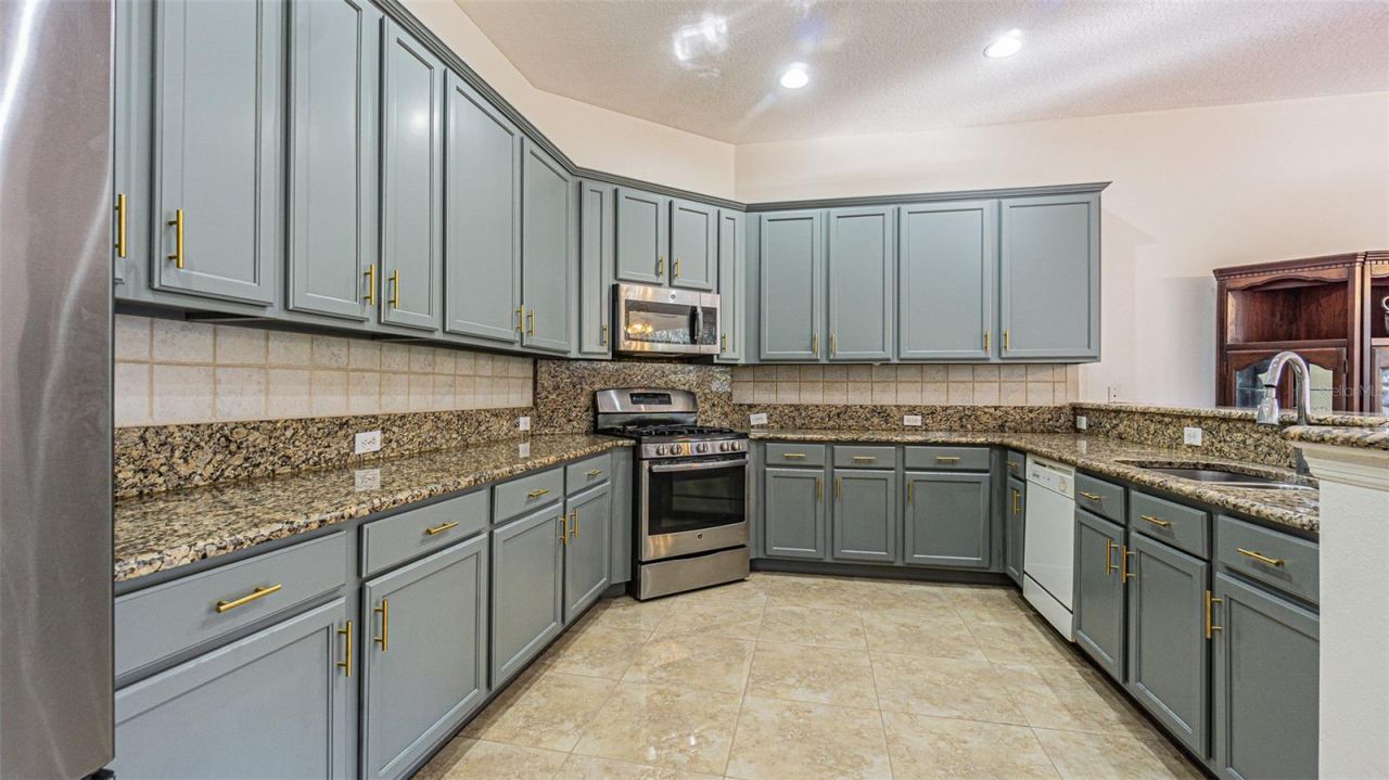 4106 Imperial Eagle Drive , Valrico, FL 33594 Photo