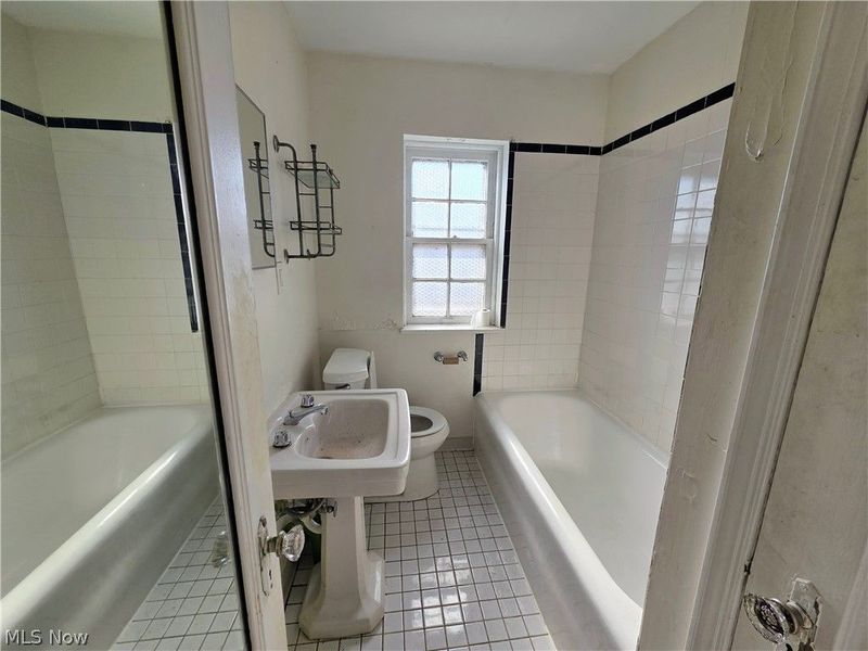 15610 Van Aken Boulevard , Shaker Heights, OH 44120 Photo 13