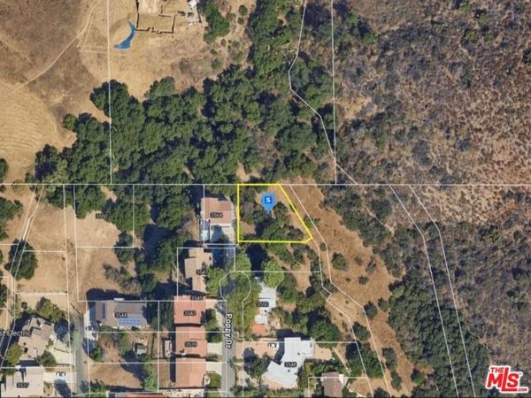 3550 Poppy Dr, Calabasas, CA 91302