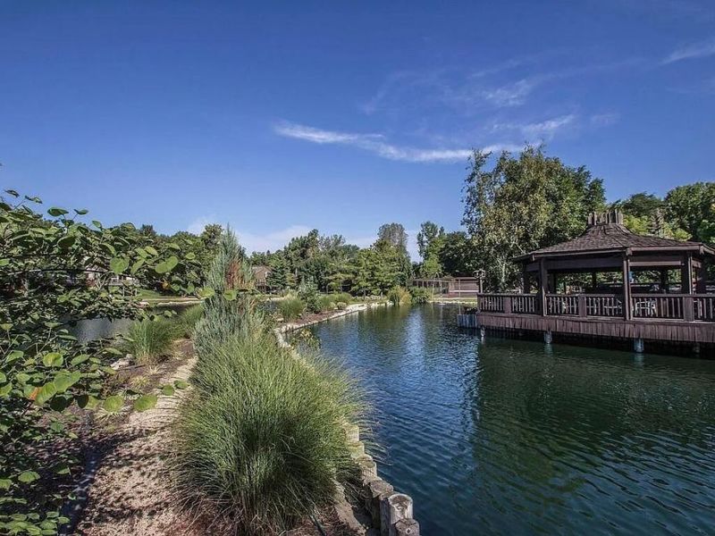 392 Hickory Lane, Westerville, OH 43081 Photo 8