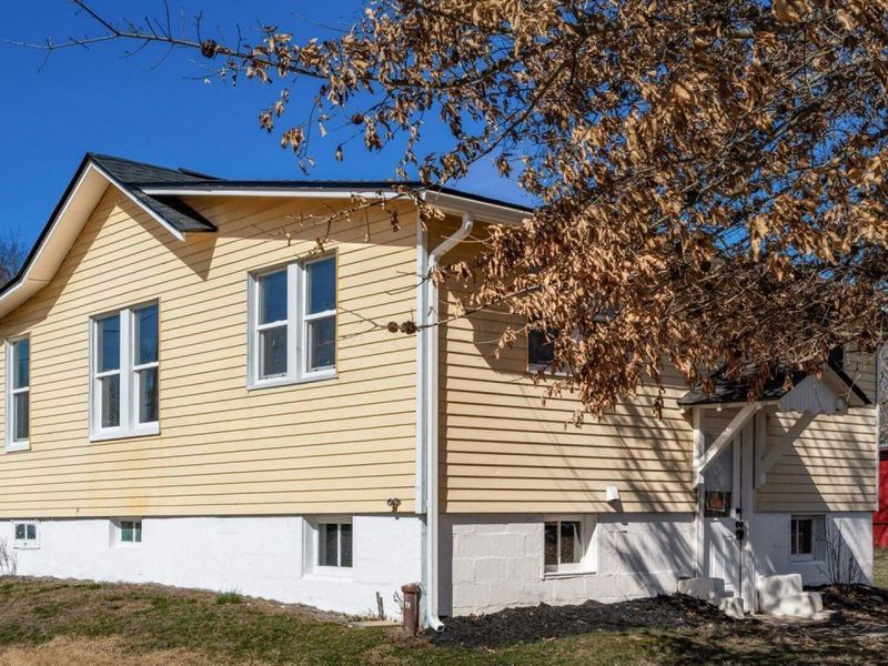 2410 Marion Avenue , Zanesville, OH 43701 Photo 11