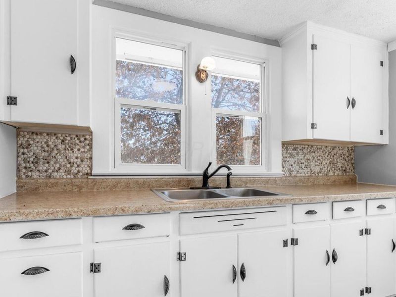 2410 Marion Avenue , Zanesville, OH 43701 Photo 3