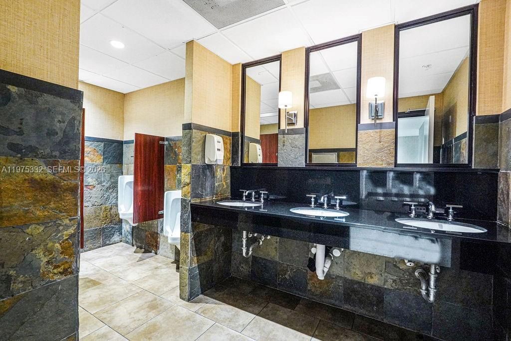 1110 Brickell Ave, Unit 700A, Miami, FL 33131 Photo