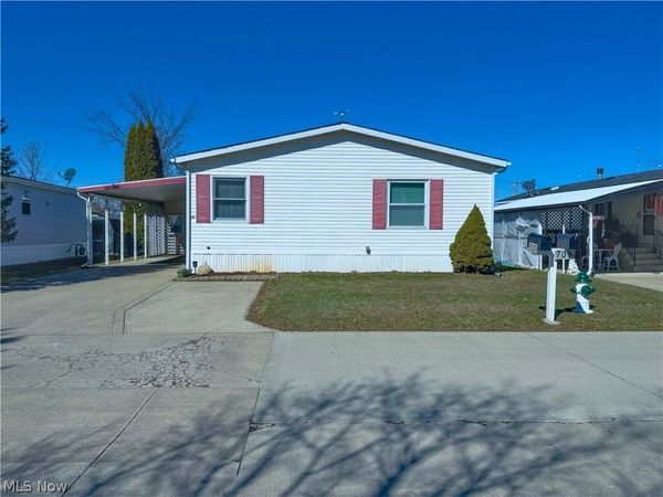 707 Brookside Drive , Wellington, OH 44090