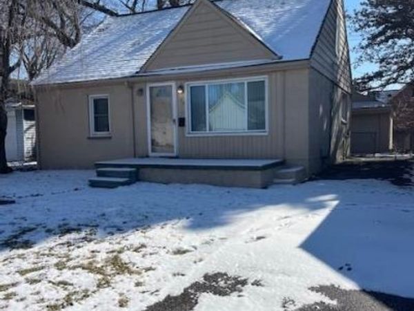138 Chopin Street, Troy, MI 48083