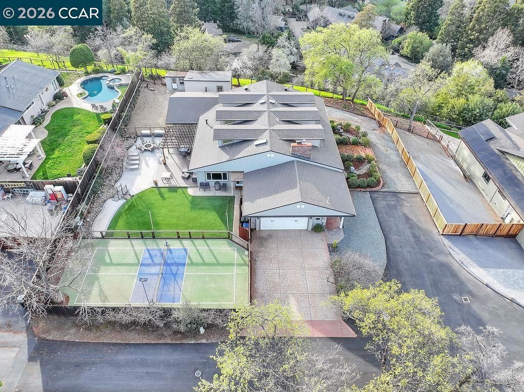 500 500 Douglas Rd, Clayton, CA 94517 Main Photo