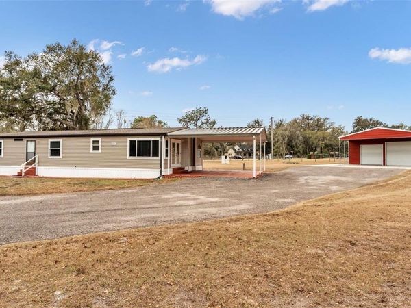 6129 FOREST LANE , LAKELAND, FL 33811