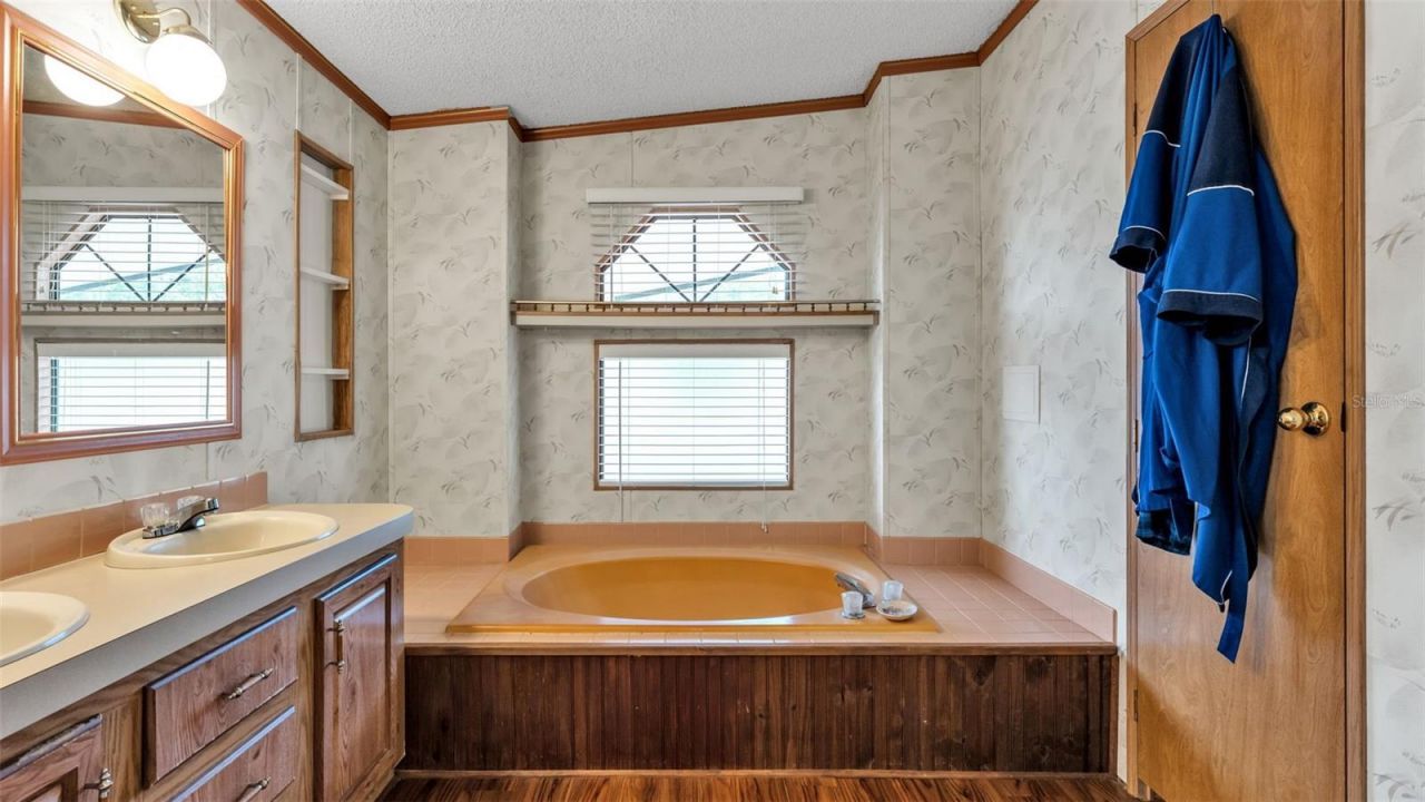 6129 Forest Lane , Lakeland, FL 33811 Photo