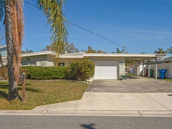 29 CYPRESS DRIVE , PALM HARBOR, FL 34684