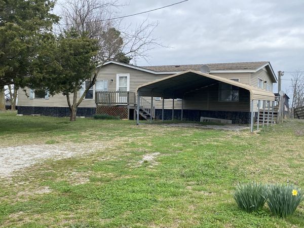 42 Oaks Rd , Ethridge, TN 38456