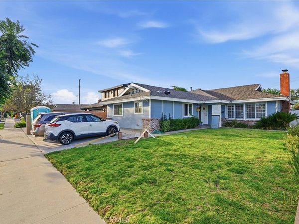 19833 Blythe, Winnetka, CA 91306