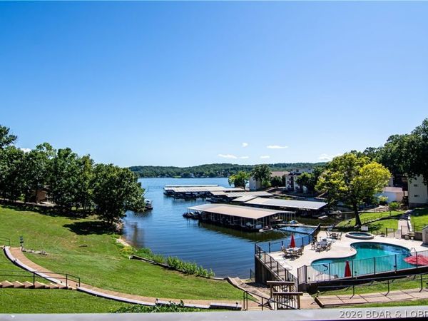40 Robinwood Drive, Unit 1C, Lake Ozark, MO 65049