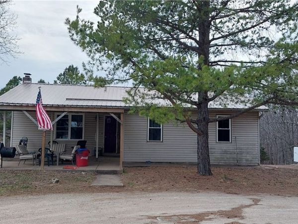 21260 135 Highway , Stover, MO 65078