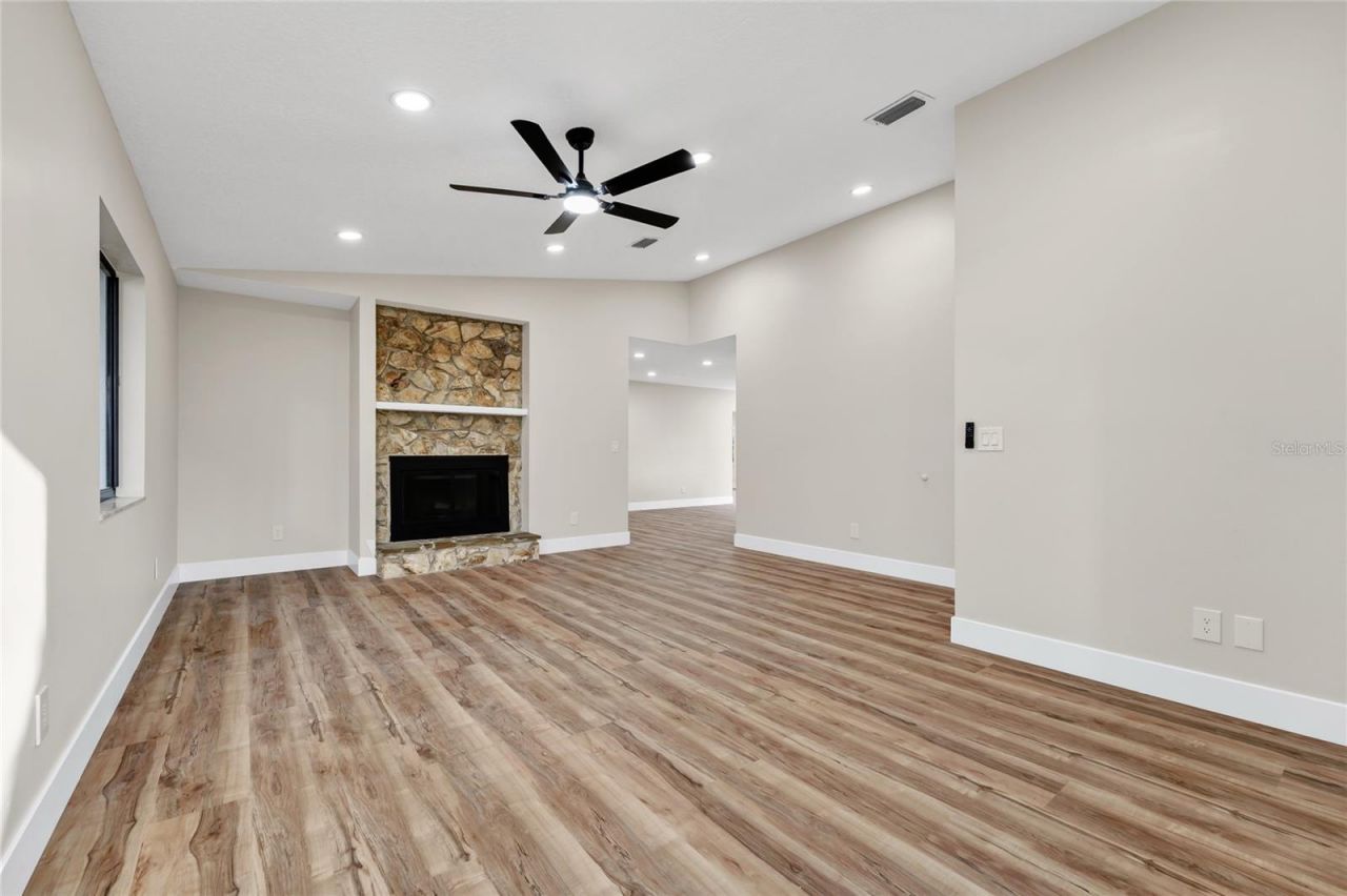 149 S Mellonville Avenue , Sanford, FL 32771 Photo