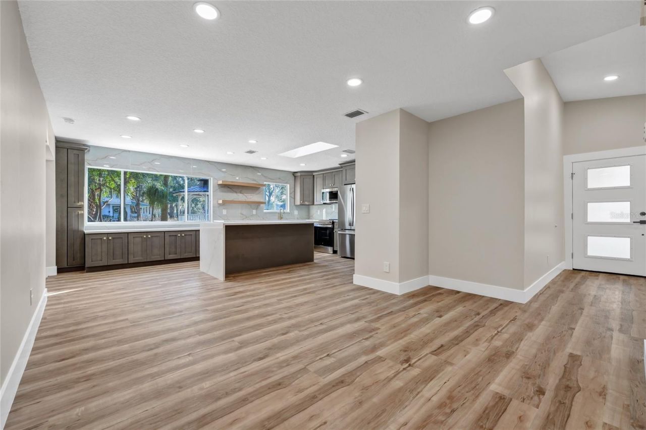 149 S Mellonville Avenue , Sanford, FL 32771 Photo