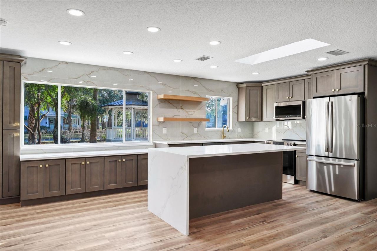 149 S Mellonville Avenue , Sanford, FL 32771 Photo