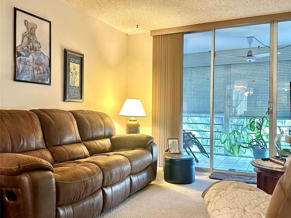 4899 NW 26th Ct, Unit 249, Lauderdale Lakes, FL 33313