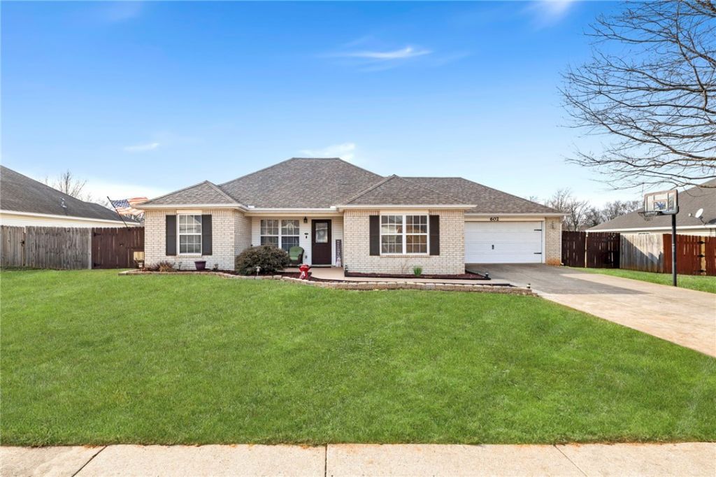 602 Emerald Street, Lowell, AR 72745 Main Photo