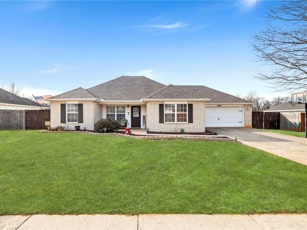 602 Emerald Street, Lowell, AR 72745