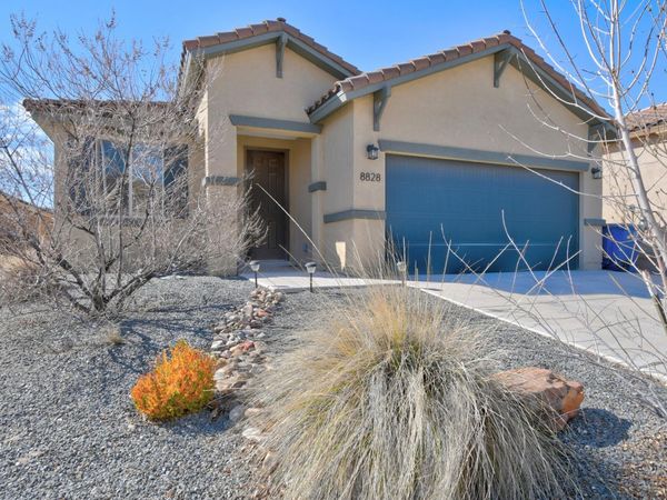 8828 Monsoon Road NW, Albuquerque, NM 87120