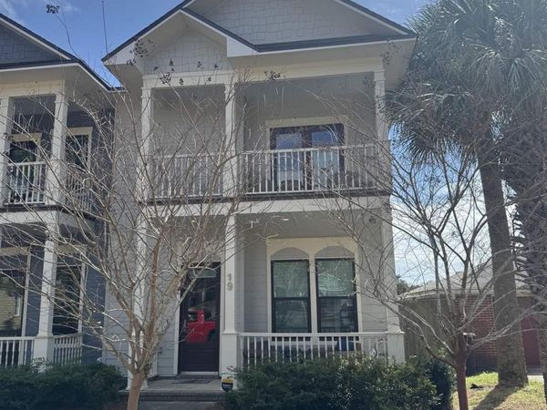 19 W Strong St, Pensacola, FL 32502