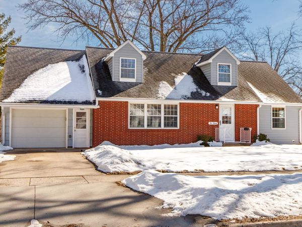220 S Maple Avenue, Ames, IA 50010