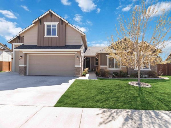 5737 W Donatella St, Eagle, ID 83616