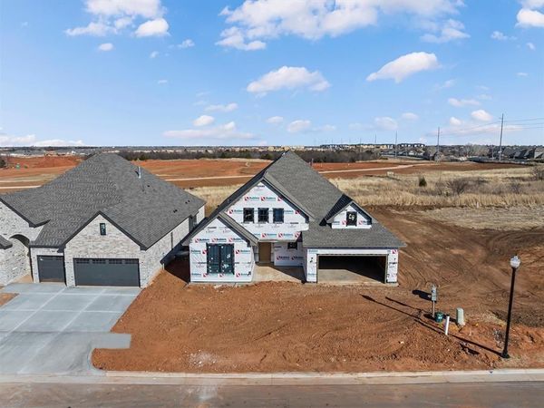 19324 S Country Drive, Edmond, OK 73012